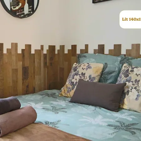 Le Moment Bien-être - Jacuzzi Privatif, Terrasse Et Parking Gratuit Au Centre De Saint-omer Apartamento